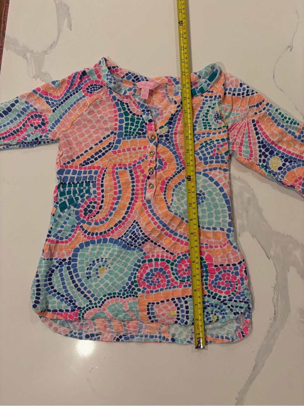Lilly Pulitzer XS 100% Linen Henley Top Colorful Mosaic Print